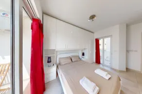 Modern apartment in Gzira - Image 5