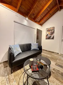 Moshe's Cabin - Image 5