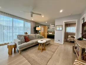 The Loft / Luxurious 2 Bed Abode / Walk to Marina - Image 4