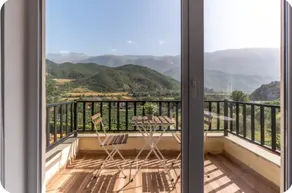 Guesthouse Lumo & pool - Image 5