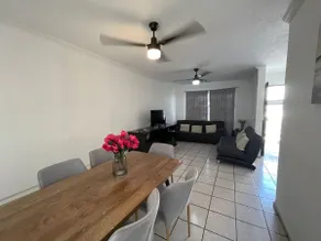 House with a private pool, steps from the sea and WTC - Image 3