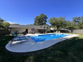 Private Pool & 3BR Home by Cedar Point & Lake Erie - Image 2