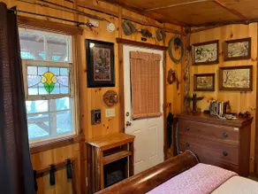 Cozy Lodge & TIKI Treehouse! - Image 4