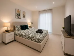 Bermstone keynest's Premium flat wit balcony&views - Image 2