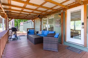Commander`s Cove Lakeview House on Toledo Bend - Image 3