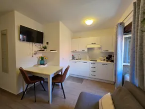 Modern&comfort place@strianhillsaccommodation - Image 3