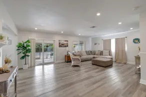 Heated Pool Oasis Modern 3BR/3BA Minutes to Beach - Image 2