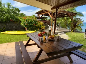 Large beachfront house - 3 bedrooms, air conditioning, beach access - Image 2