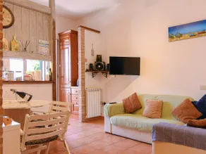 Rustic by the sea with a loggia - Image 2