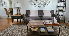 Charming 2BDR Home Close to I-80, UNL & Downtown - Image 2