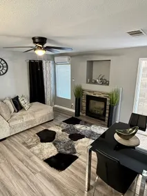 Beautiful suite with a separate entrance - Image 4