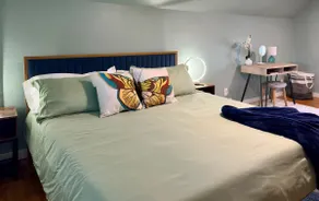 Mt View Getaway! King bed/AC/Direct trail access! - Image 3