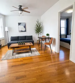 Bright NYC Apartment Near Manhattan • Free Parking - Image 2