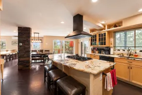 Perfect Location-Mountain Home With Hot Tub - Image 5