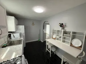 Summer House - Image 5