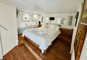 Apartment w jacuzzi, pool, solarium - Image 3
