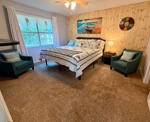Cheerful Family Friendly 3 Bedroom Home - Image 2