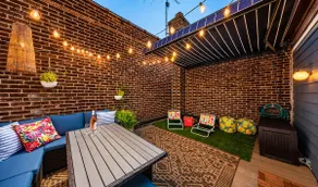 Chic Lincoln Park Townhome | Rooftop + Glam Bar - Image 2