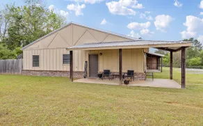 Spacious 3BR in Tyler | Perfect for Extended Stays - Image 2
