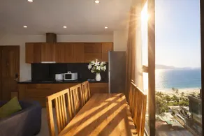 Seaside 3 BR Apartment • Maple building • Center - Image 2