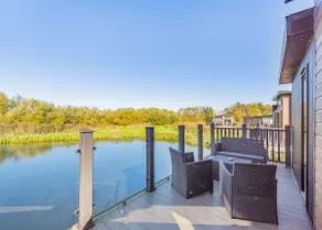 Lakeside Retreat VIP - Image 4
