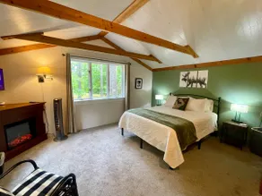 Sandy Ridge Cottage: Your Tranquil Maine Getaway - Image 3