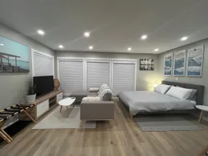 Cozy bright studio - Image 5