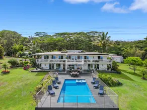 Stunning Sunrises, Salt Water Pool, Lush Gardens! - Image 2