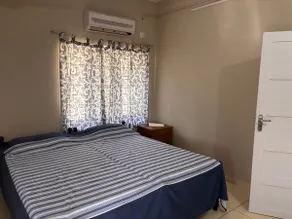 Spacious 2 Bedroom Apartment w/Balconies & Kitchen - Image 5