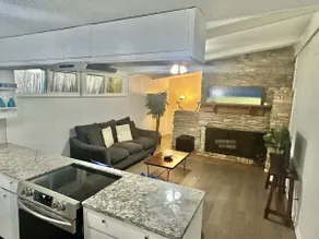 Central & spacious 3bed Near Airport & Downtow - Image 2