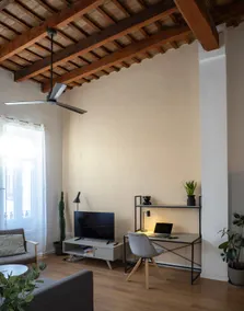 Stylish apartment with character in El Carmen - Image 4