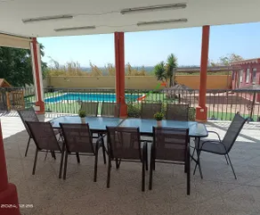 Fully equipped villa with a pool and large porch - Image 2