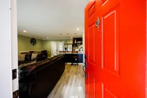 2-Story Townhouse with King Size Bed off Capital Blvd - Image 5