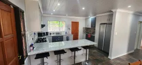 Comfortable 3 bedroom, 6 sleeper home 1km from N1. - Image 4