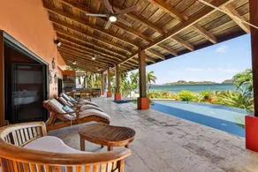 Casa Suenos-Beautiful Beachfront House - Image 2