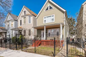 4BR Bright City Retreat-Sleeps 12-Garage Parking - Image 2