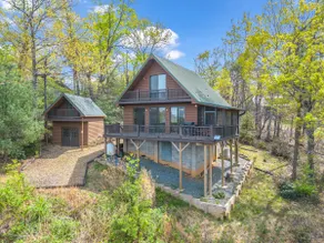 Tranquil Cozy Saluda Cabin Views, Pets, Adventure - Image 2