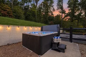 Hot Tub + Fire Pit Near Asheville & Biltmore - Image 2