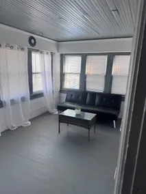 Oasis 2 bdrm apartment with off street parking. - Image 5