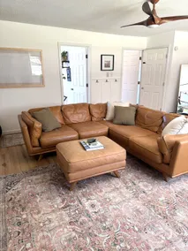 Private Suite with View & Fenced Yard - Image 2