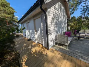 Oasen Retreat | Sauna • 100 m Lake • 10 min Sea - Image 3