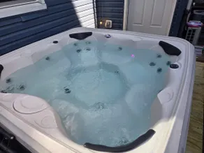 Hot Tub | 2 King Beds | Parking | Family Friendly - Image 2