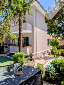 CASTAÑAS VILLA DEI CON PISCINA 9 KM RIVIERA DEL CONERO - Image 2