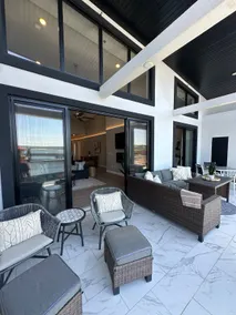 Highly-Upgraded Topsider 3-Suite Walk-In Unit Nearby Elevator 36-48' Boat Slips! - Image 5