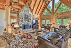 River Access & Game Room: Piney Creek Cabin! - Image 2