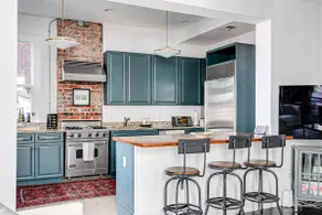 Gorgeous and spacious Church Hill Home - Image 5