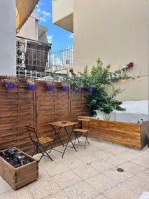 Quiet Flat With Outdoor Space in Central Athens - Image 5