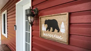 La Baie Cottage with Hot Tub and Sauna - Image 5
