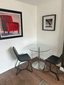 Best rated in Barnsley! Stunning modern apartment. - Image 4