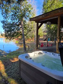 Lakefront*HotTub*Sauna*Firepit*Boats*Dogs allowed - Image 2
